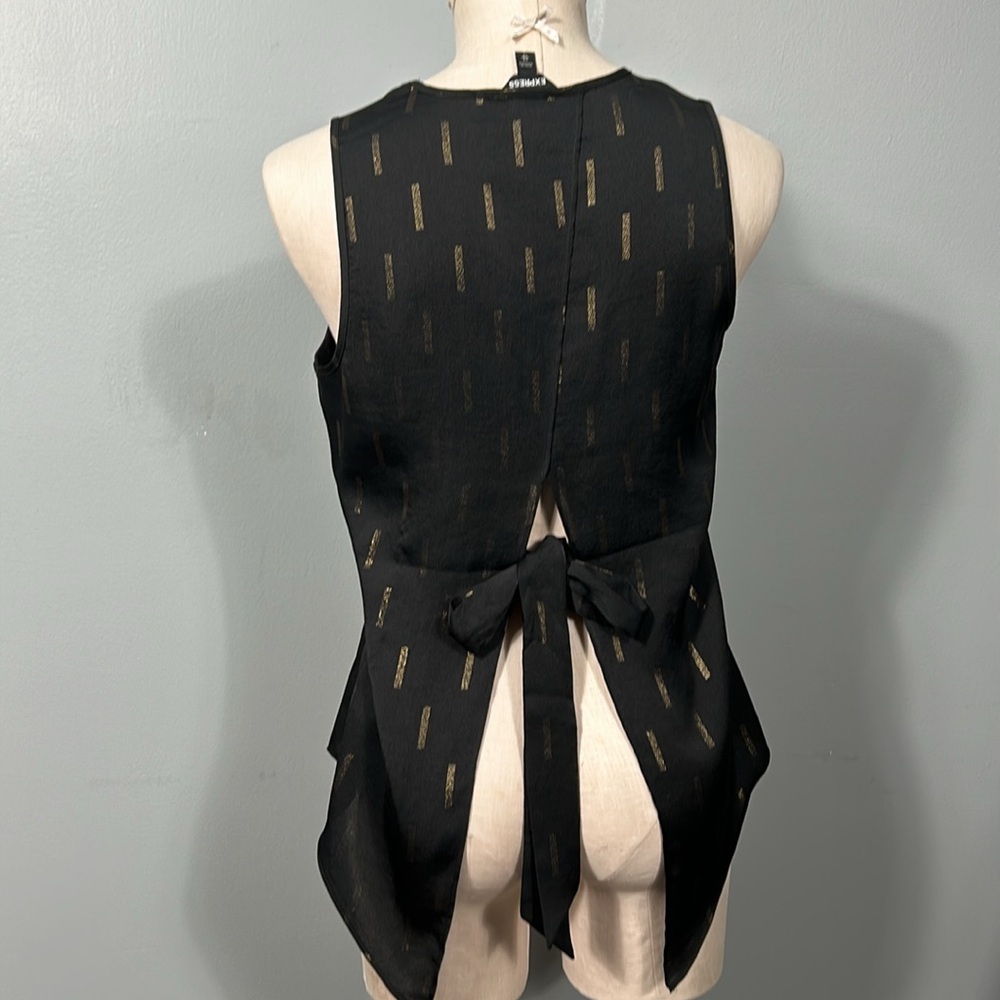 Express Black Satin Gold Shimmer Print Sleeveless Back Tie Top Blouse size XS